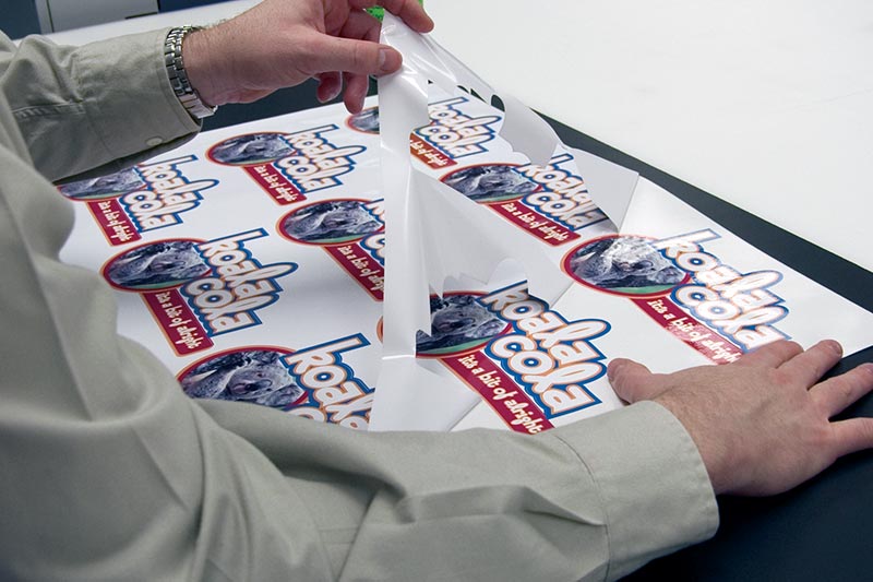 printer that cuts stickers