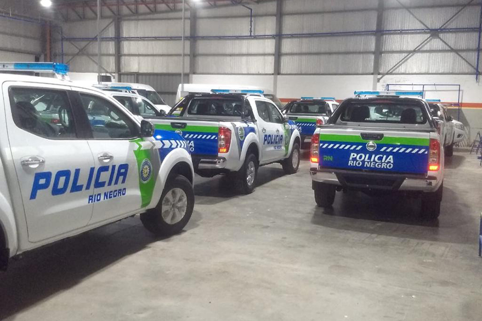 Beta produces wraps for police vehicles and other emergency response vehicles on its Roland DG printers and printer/cutters.